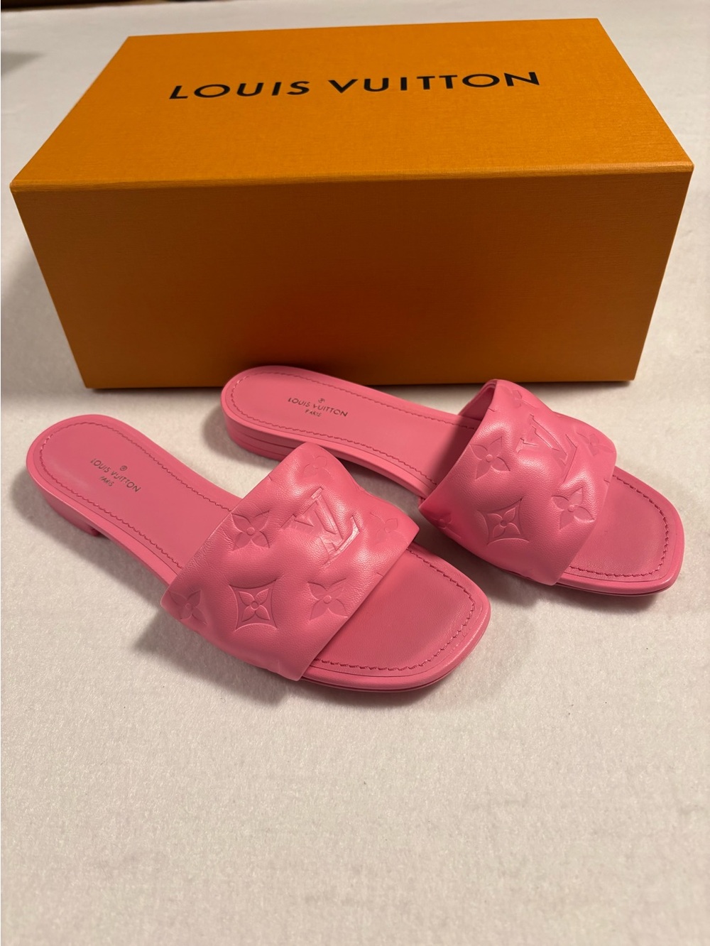 Louis Vuitton Revival Lambskin Leather Hot Pink Embossed Flat  Mule Sandals. - Picture 2 of 9
